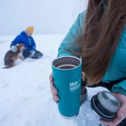 Klean Kanteen Insulated TK Wide With Café Cap 473ml - Brushed Steel -Camping Sales Shop K16TKWPCC EB bottle in snow lifestyle