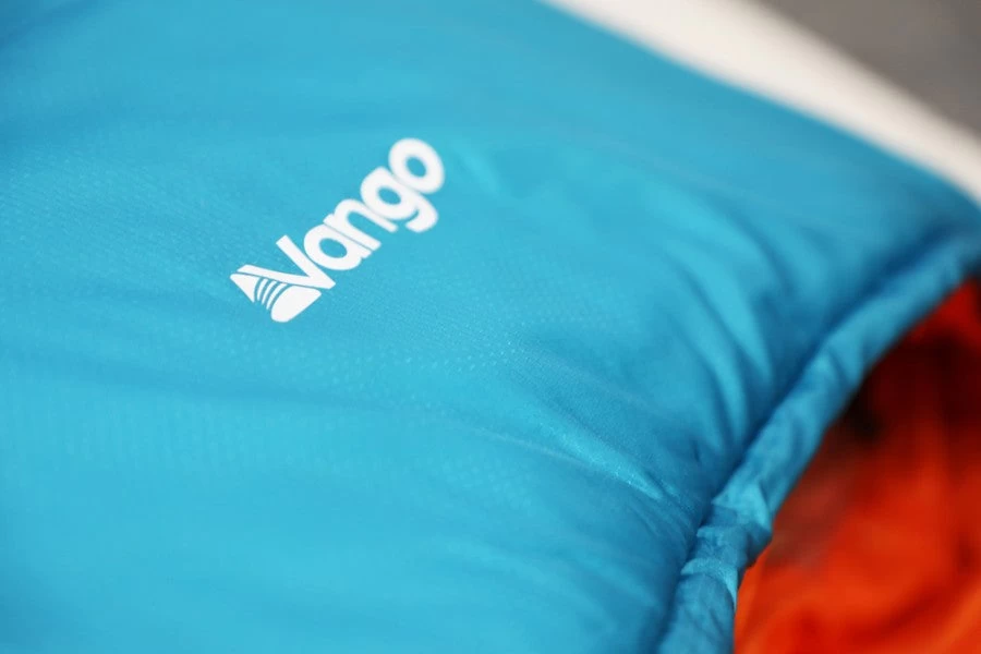 Vango Nitestar Alpha 150 Sleeping Bag - Lagoon 6 Vango Nitestar Alpha 150 Sleeping Bag - Lagoon - Image 4