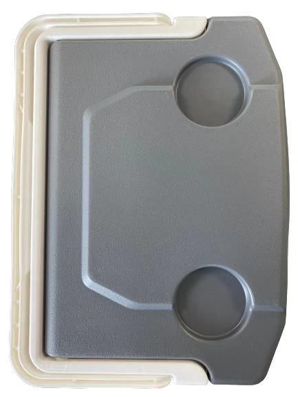 Igloo Latitude 16 Compact 15 Litre Cool Box - Red 6 Igloo Latitude 16 Compact 15 Litre Cool Box - Red - Image 4