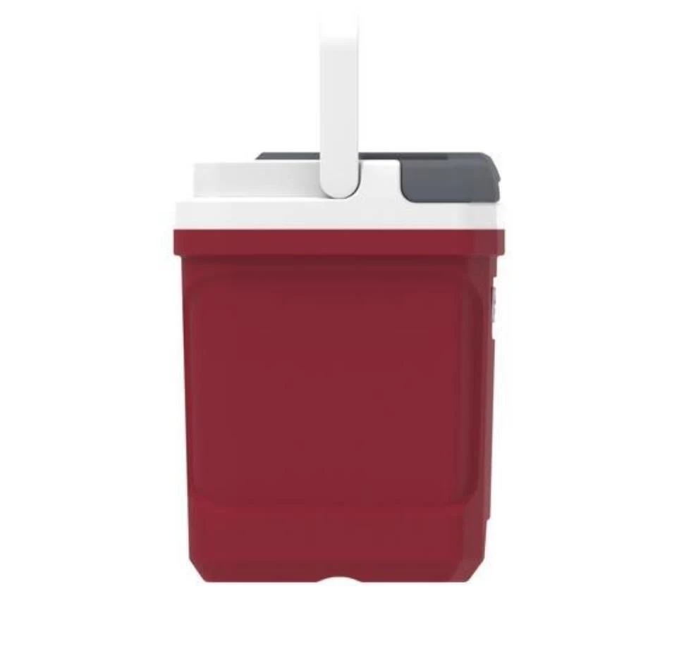 Igloo Latitude 16 Compact 15 Litre Cool Box - Red 5 Igloo Latitude 16 Compact 15 Litre Cool Box - Red - Image 3